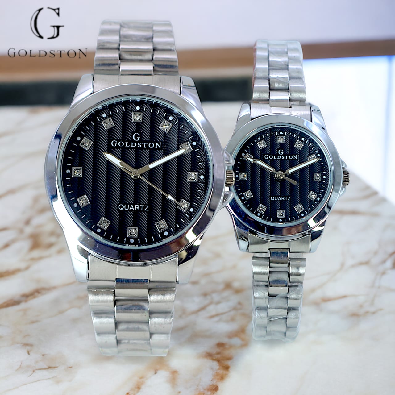 Couple watches X (SB)